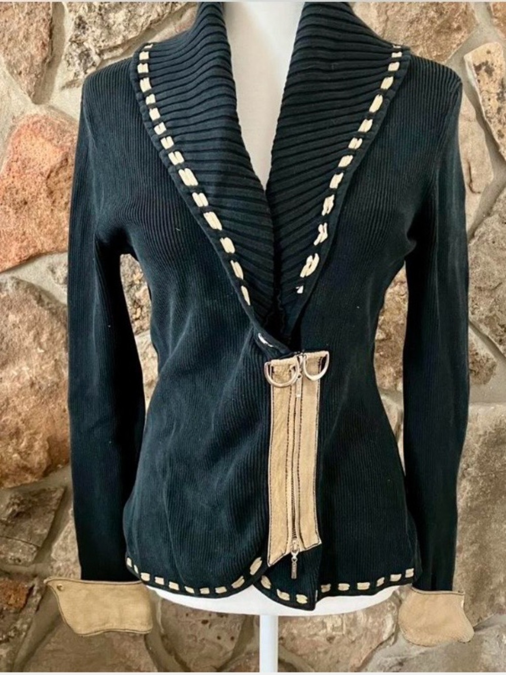 Y2K black & cream zip up cardigan